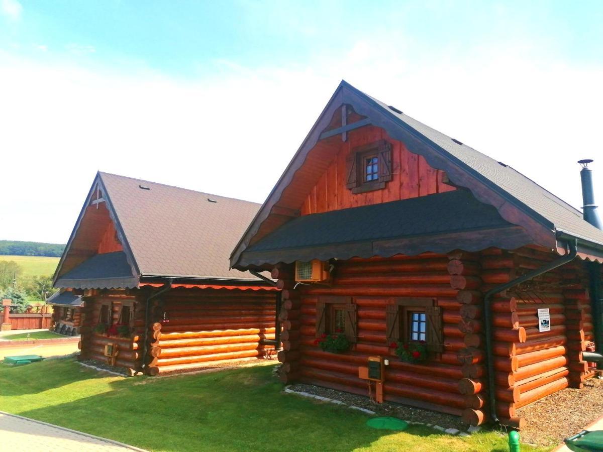 Ubytovanie Koliba Pacho - Zrub Zuzka Prievidza Esterno foto